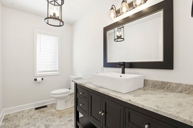97 Dudley Road, Brentwood, NH 03833