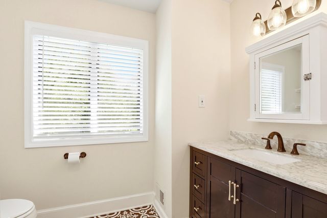 97 Dudley Road, Brentwood, NH 03833