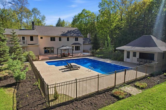 97 Dudley Road, Brentwood, NH 03833