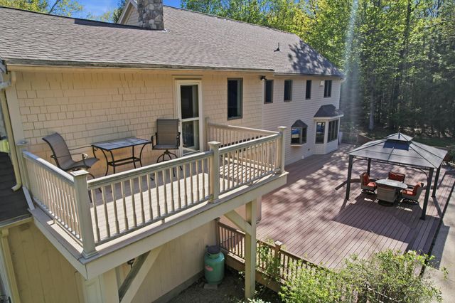 97 Dudley Road, Brentwood, NH 03833