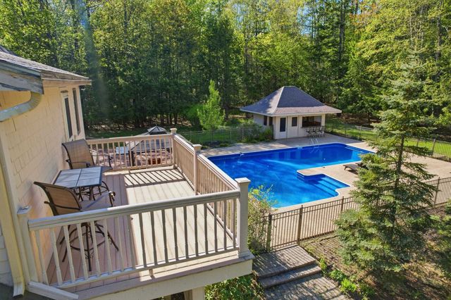 97 Dudley Road, Brentwood, NH 03833