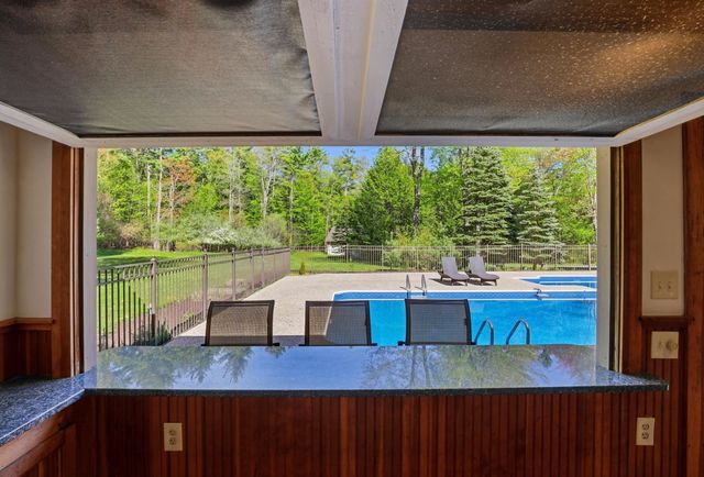 97 Dudley Road, Brentwood, NH 03833