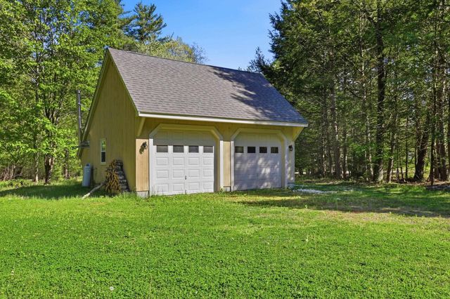 97 Dudley Road, Brentwood, NH 03833