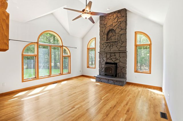97 Dudley Road, Brentwood, NH 03833
