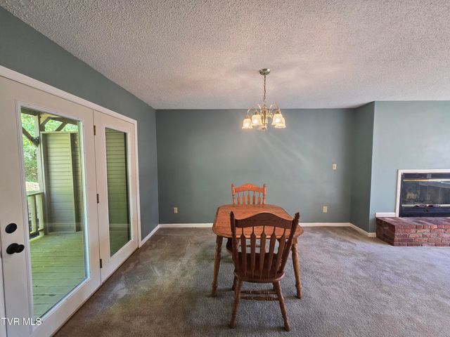 215 Windridge Colony 215, Johnson City, TN 37601