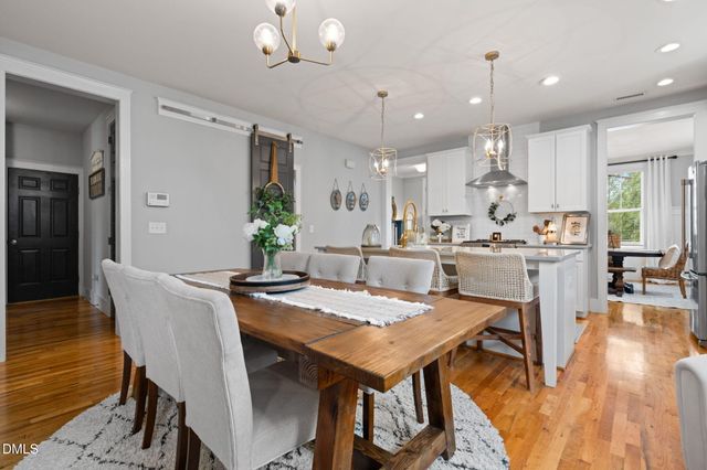 18 Landover Circle, Chapel Hill, NC 27516