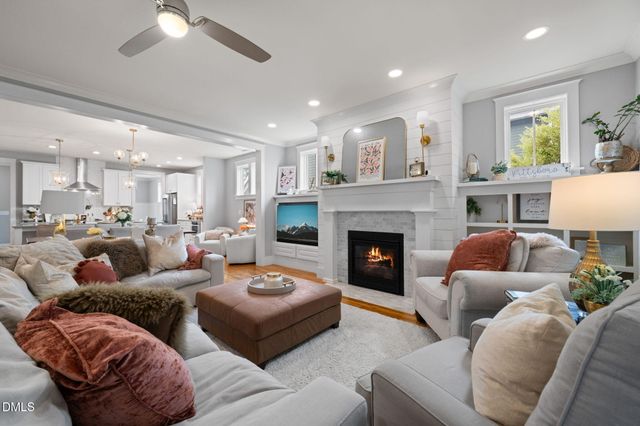 18 Landover Circle, Chapel Hill, NC 27516