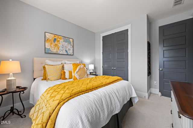 18 Landover Circle, Chapel Hill, NC 27516