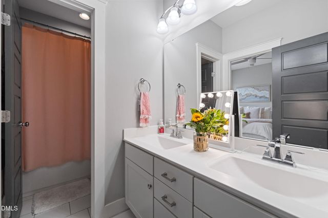 18 Landover Circle, Chapel Hill, NC 27516