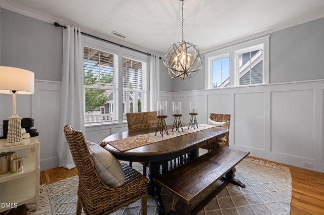 18 Landover Circle, Chapel Hill, NC 27516