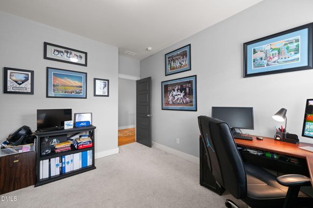 18 Landover Circle, Chapel Hill, NC 27516