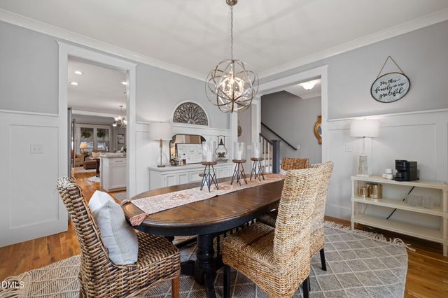 18 Landover Circle, Chapel Hill, NC 27516