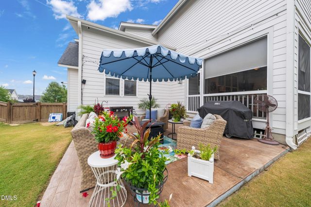 18 Landover Circle, Chapel Hill, NC 27516