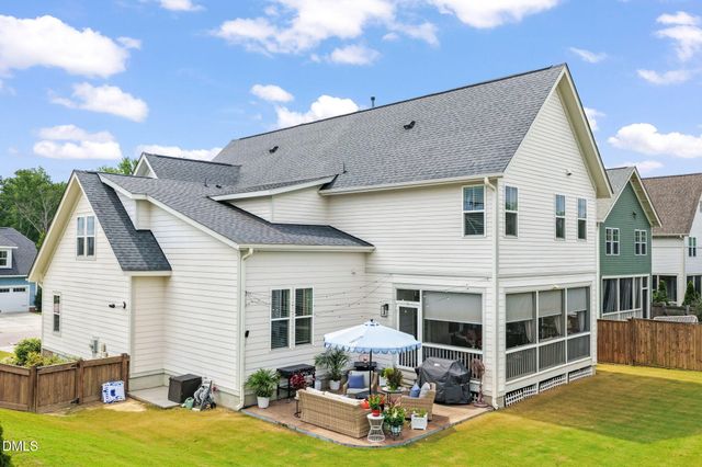 18 Landover Circle, Chapel Hill, NC 27516