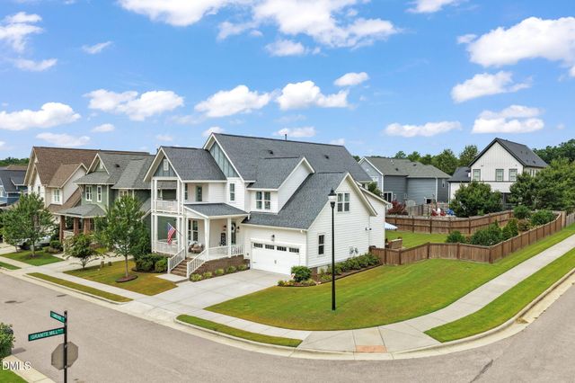 18 Landover Circle, Chapel Hill, NC 27516