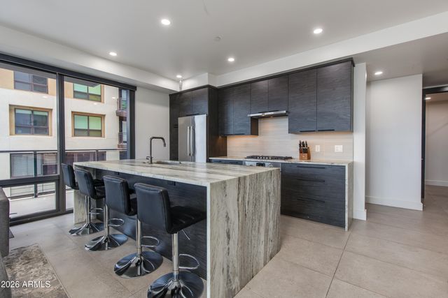 4422 N 75TH Street 2008, Scottsdale, AZ 85251