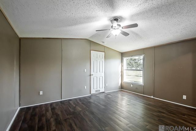 17965 Florida Blvd, Holden, LA 70744