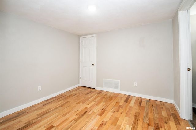 301 WAGNER Street, Washington, IL 61571