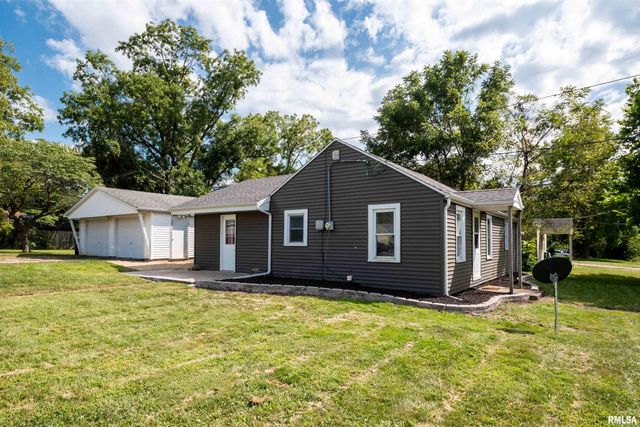 301 WAGNER Street, Washington, IL 61571