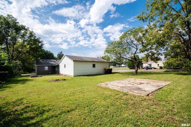 301 WAGNER Street, Washington, IL 61571
