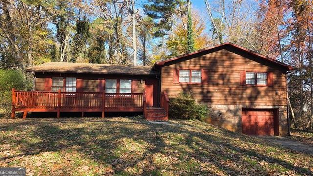 1824 Poinsetta Drive, Acworth, GA 30102