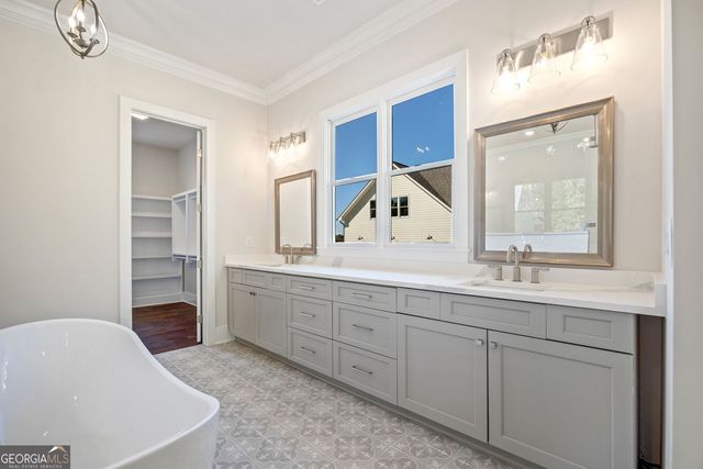1009 Crossroads Trail, Milton, GA 30004