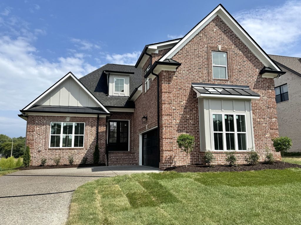 2021 WT Chandler Blvd #57, Gallatin, TN 37066