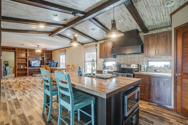 4813 Peachtree Street, Granbury, TX 76048