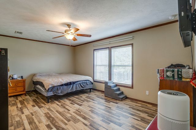 4813 Peachtree Street, Granbury, TX 76048