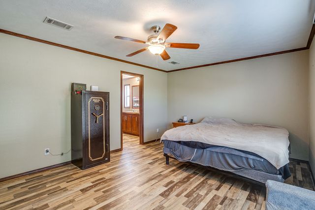 4813 Peachtree Street, Granbury, TX 76048