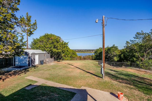 4813 Peachtree Street, Granbury, TX 76048