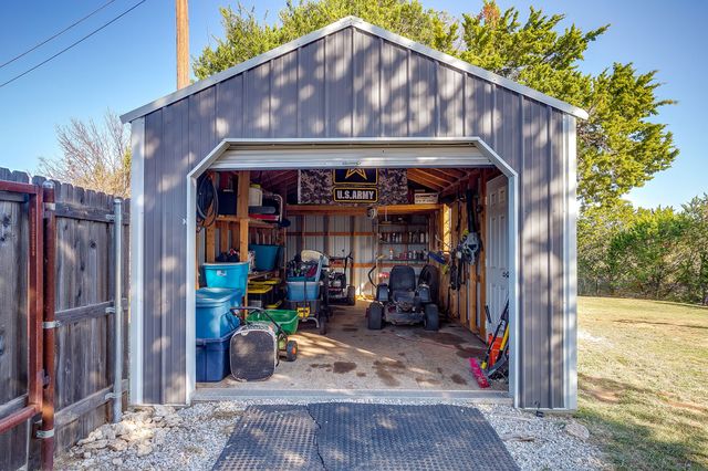 4813 Peachtree Street, Granbury, TX 76048