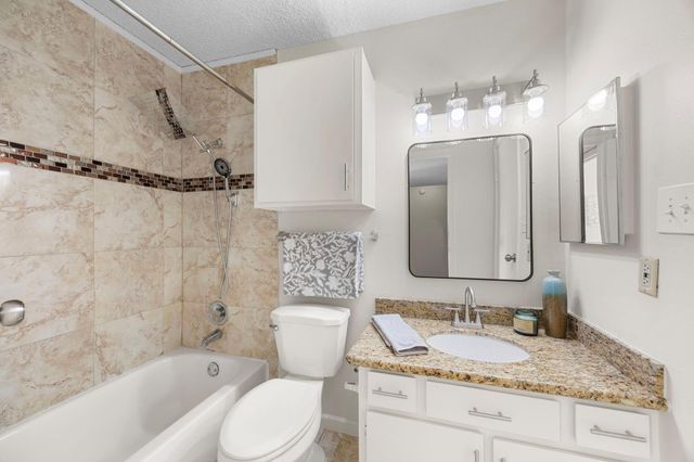 7575 Cambridge Street 1701, Houston, TX 77054