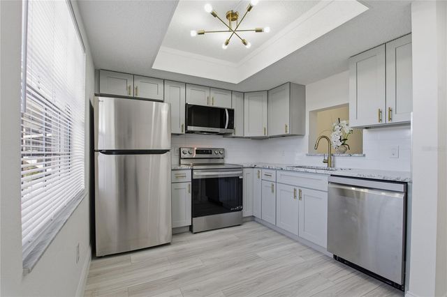 1375 DOOLITTLE LANE 103, Dunedin, FL 34698