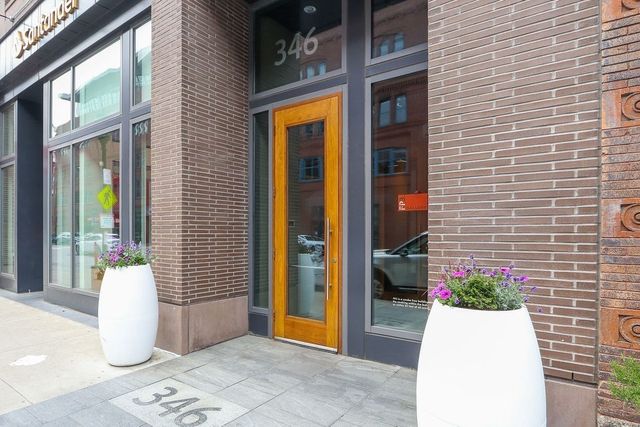 346 Congress St 703, Boston, MA 02210