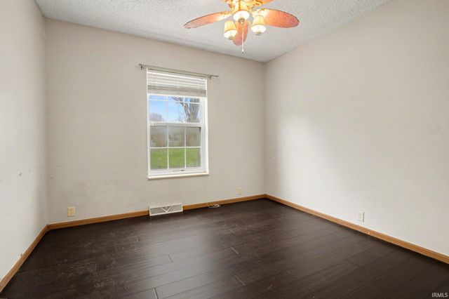 29801 Connecticut Avenue, Elkhart, IN 46516
