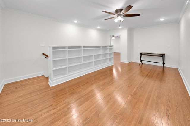 145 Wiltshire Ave, Louisville, KY 40207