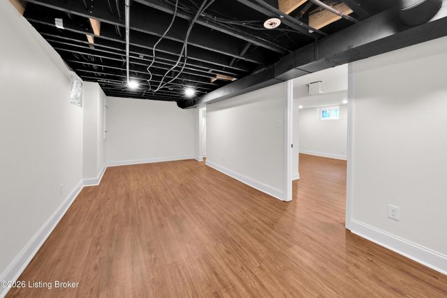 145 Wiltshire Ave, Louisville, KY 40207