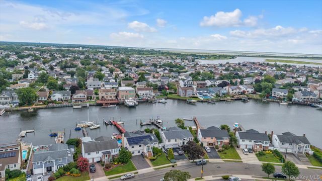 2072 Legion Street, Bellmore, NY 11710