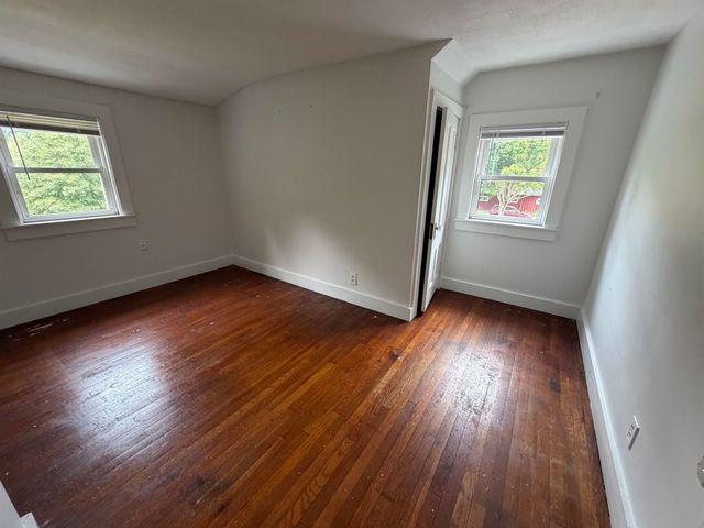 123 Turtle Pond Road, Lee, NH 03861