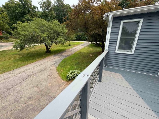 123 Turtle Pond Road, Lee, NH 03861
