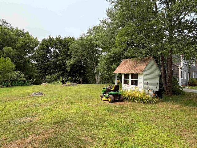 123 Turtle Pond Road, Lee, NH 03861