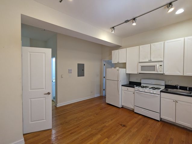 4715 N Sheridan Road 11S, Chicago, IL 60640