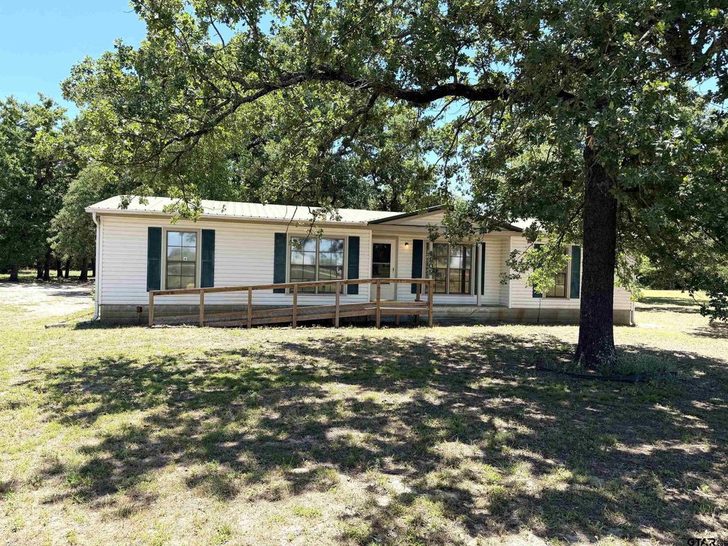 4905 FM 2709, Athens, TX 75752