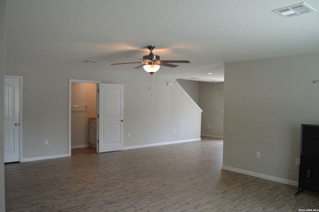 10539 LEGACY CV, San Antonio, TX 78240