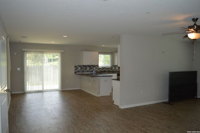 10539 LEGACY CV, San Antonio, TX 78240