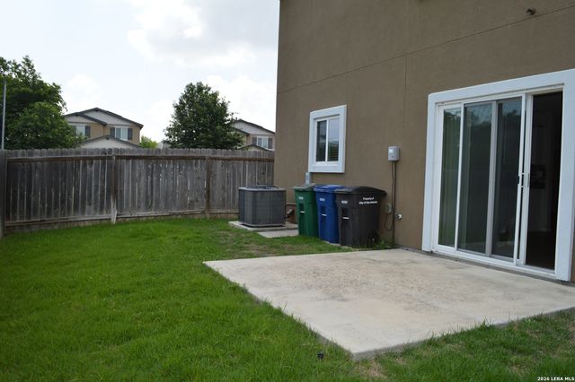 10539 LEGACY CV, San Antonio, TX 78240