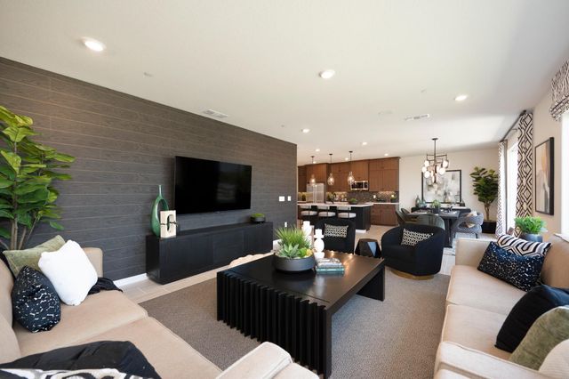 12072 Mircado Way, Rancho Cordova, CA 95742