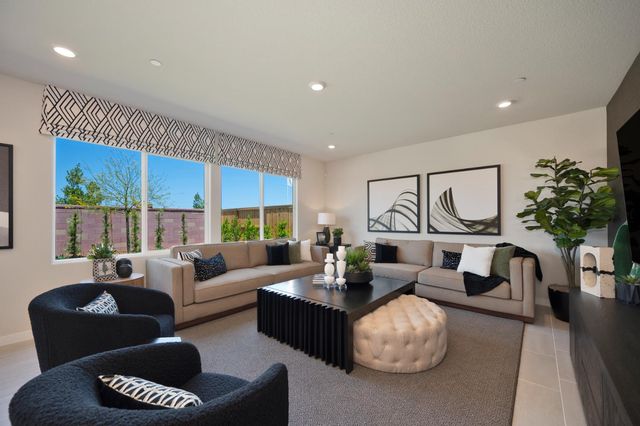 12072 Mircado Way, Rancho Cordova, CA 95742