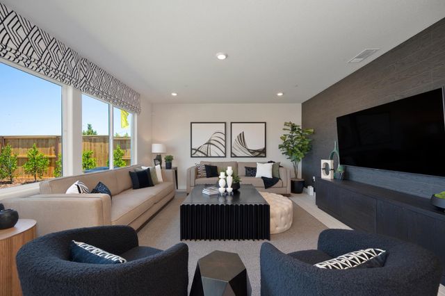 12072 Mircado Way, Rancho Cordova, CA 95742
